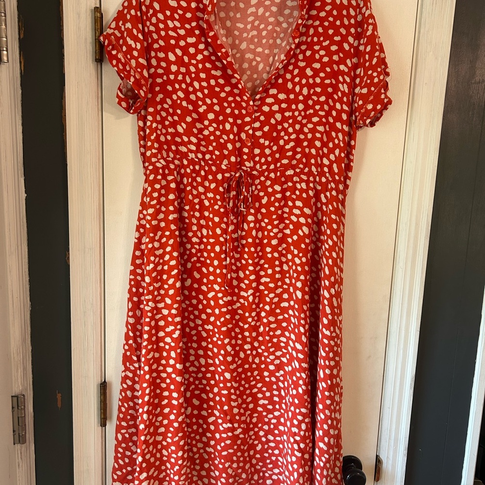 Women's Coral Print V-Neck Midi Dress with Tie Waist